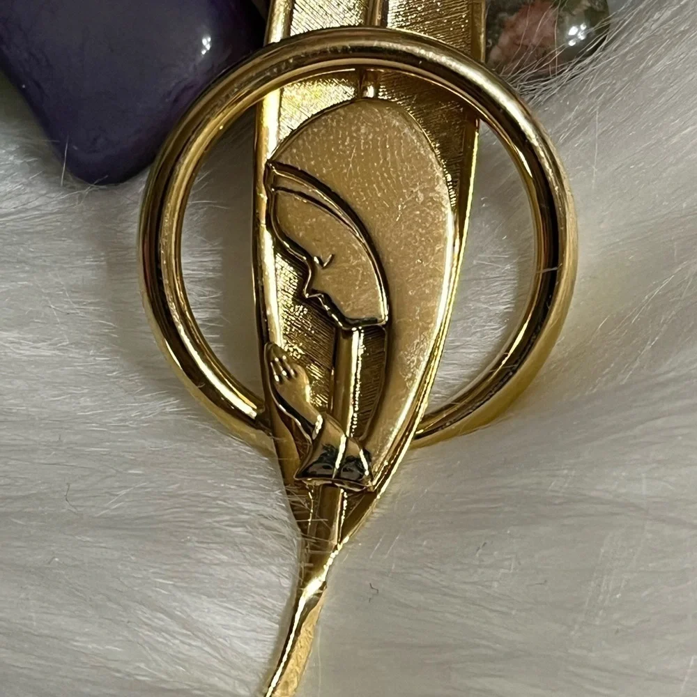 Vintage Mother Mary Prayer Brooch
